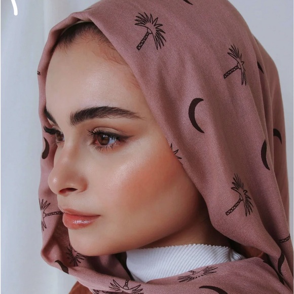 ISO ANY VELA SCARVES PRINTS - Picture 3 of 3